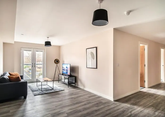 Modern & Bright 2 Bed Apartment In Manchester